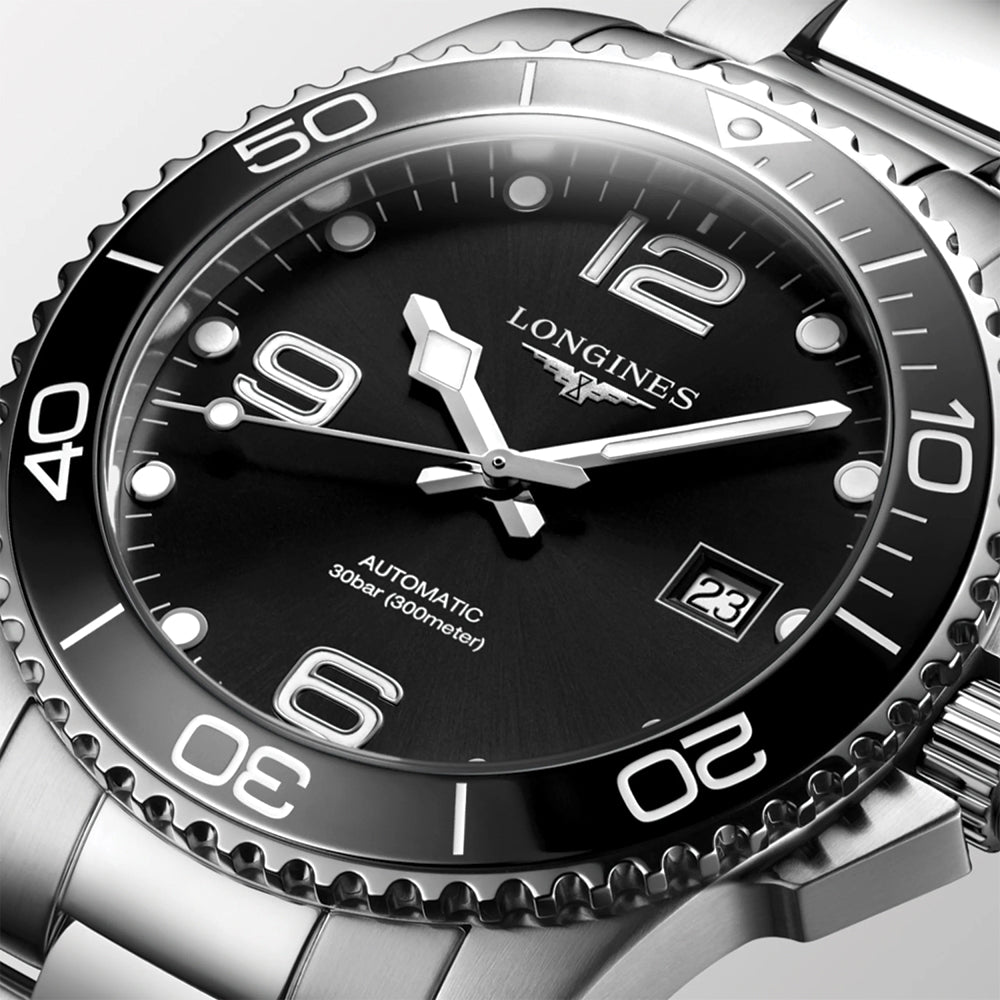 longines HydroConquest 41mm - Black on Bracelet