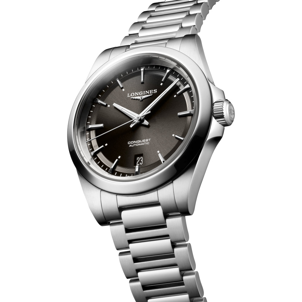 longines Conquest 38mm - Black on Bracelet