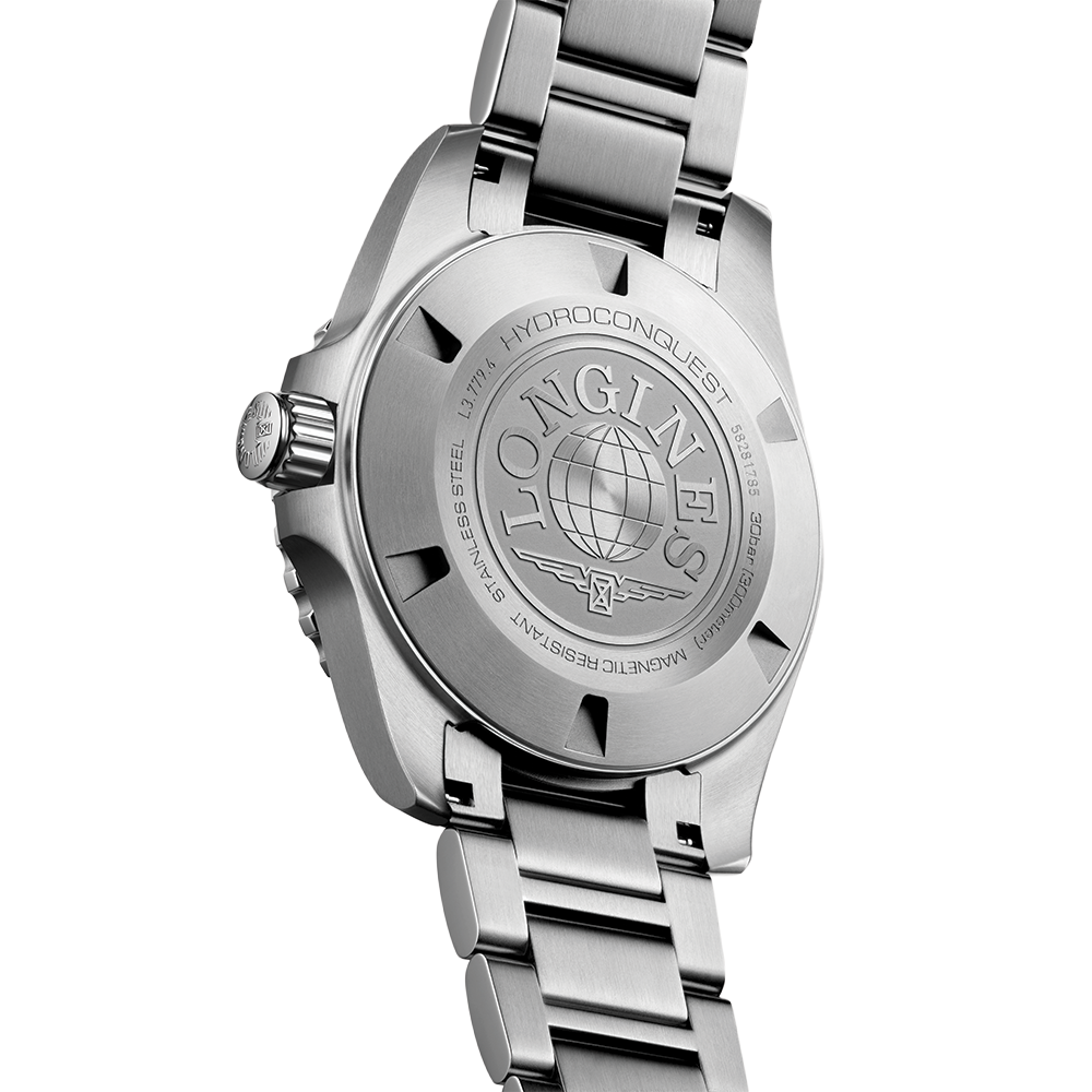 longines HydroConquest 39mm - Black on Bracelet