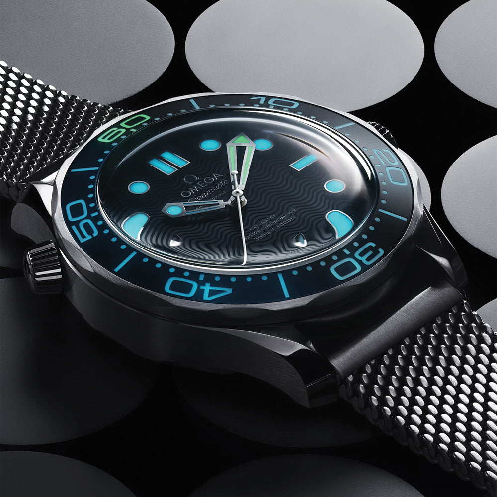 OMEGA Seamaster Diver 300M James Bond 60th Anniversary Edition 42mm - Blue on Bracelet
