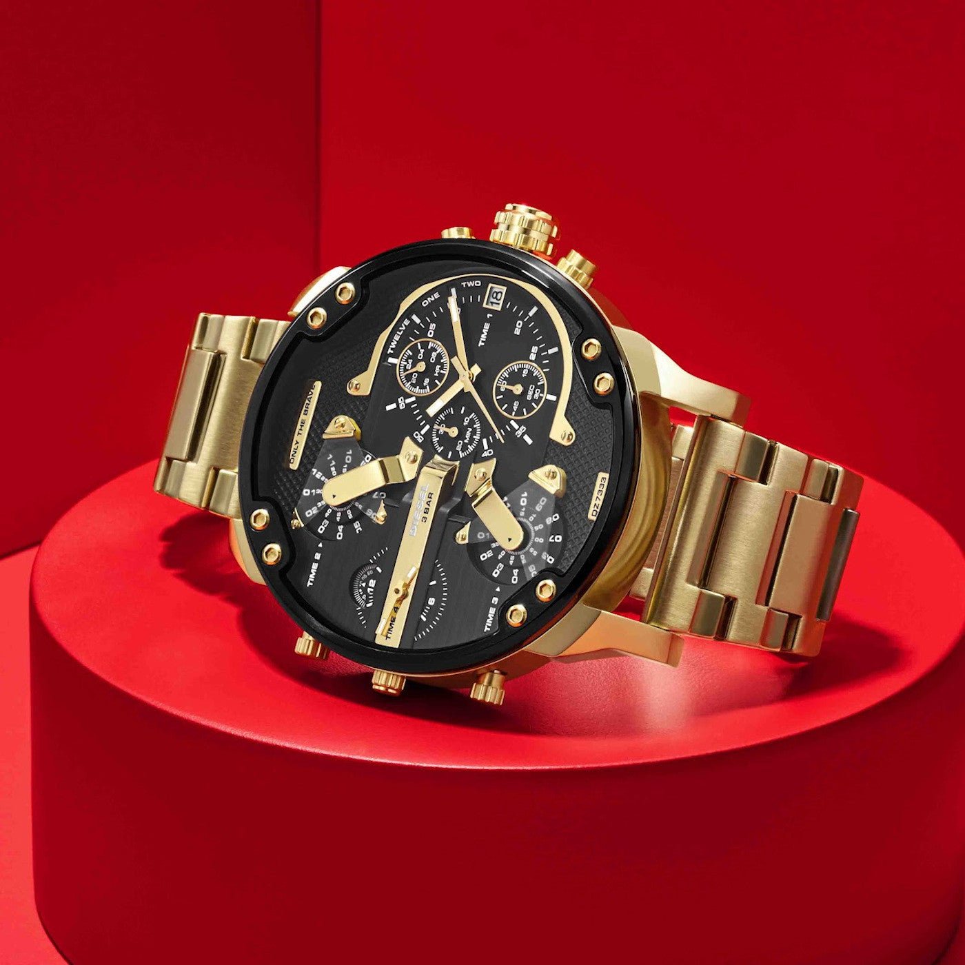 Diesel DZ7333 Mr. Daddy 2.0 Chronograph Men's Watch – Black Dial & Gold Stainless Steel Strap