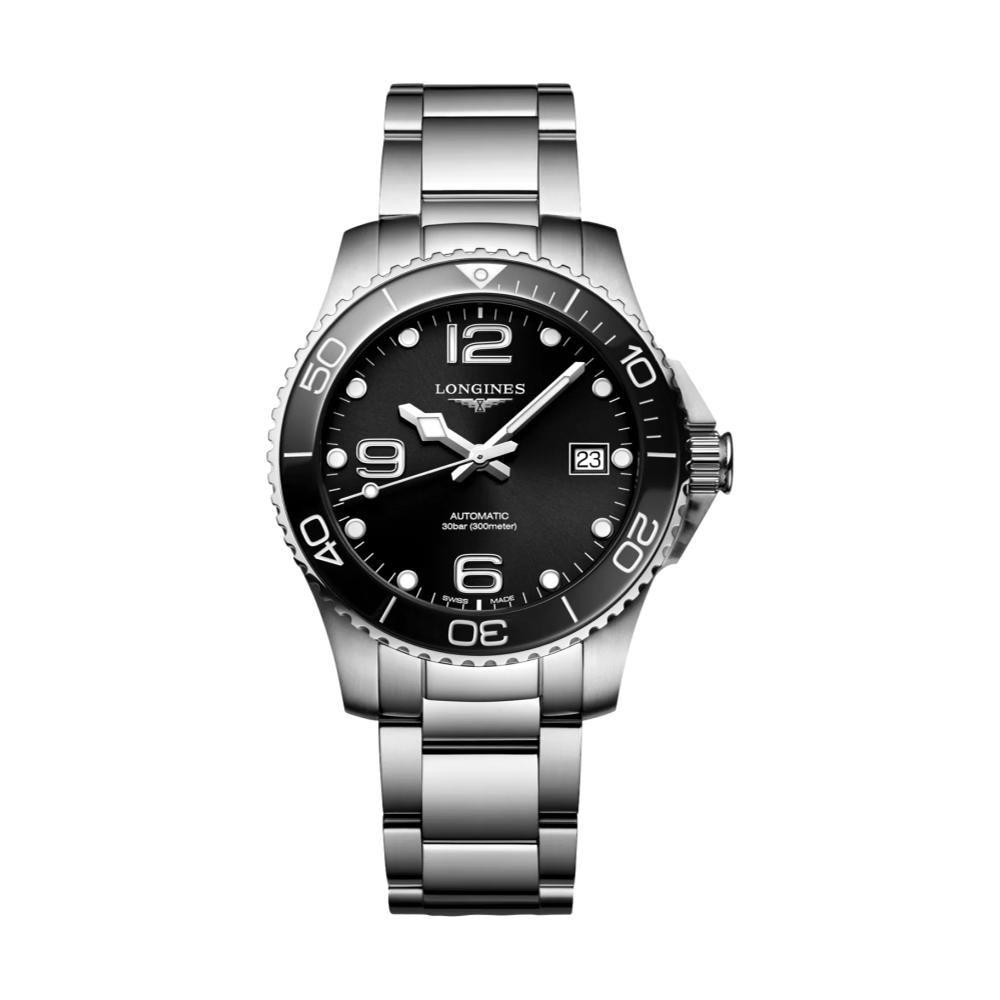 longines HydroConquest 39mm - Black on Bracelet