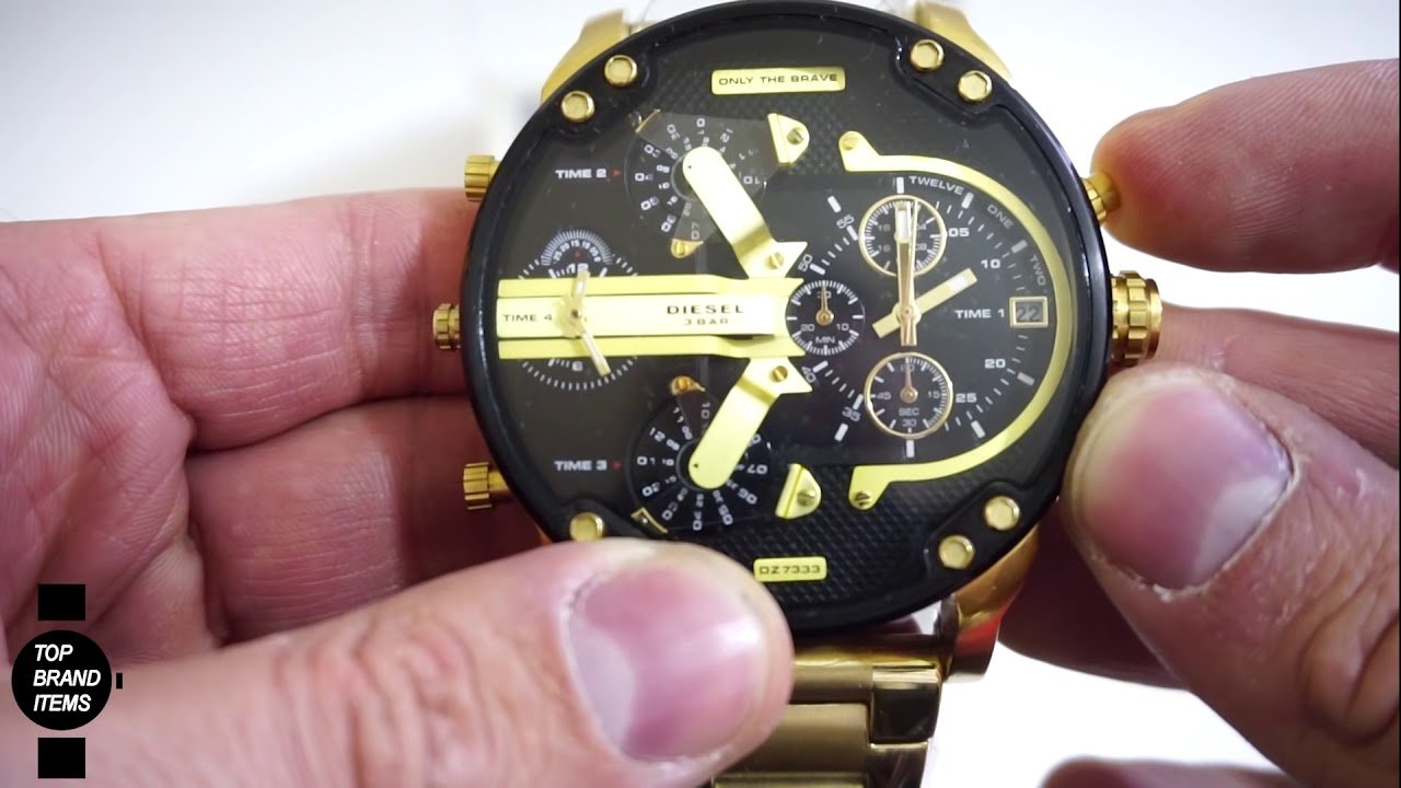 Diesel DZ7333 Mr. Daddy 2.0 Chronograph Men's Watch – Black Dial & Gold Stainless Steel Strap