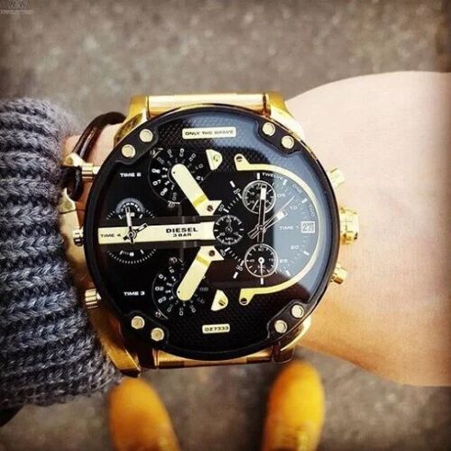Diesel DZ7333 Mr. Daddy 2.0 Chronograph Men's Watch – Black Dial & Gold Stainless Steel Strap